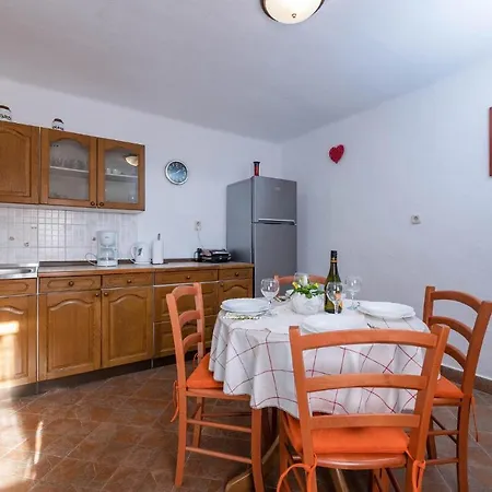 Holiday home Awesome In With Kitchen *