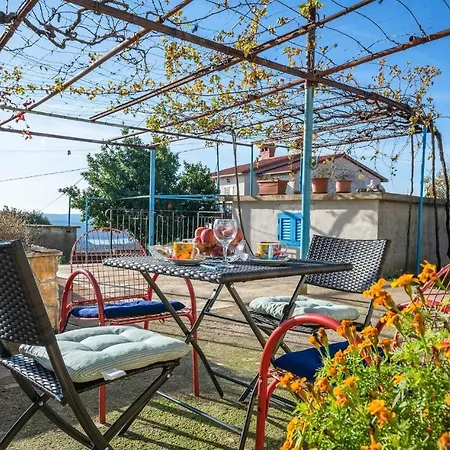 Awesome In With Kitchen Holiday home Koromacno